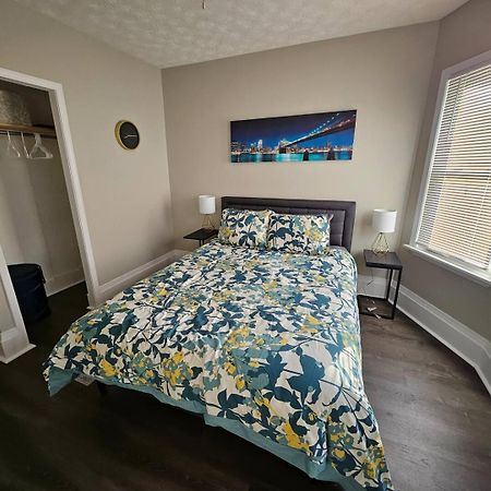 Elegant 4 Bedroom @Cleveland Clinic Area Екстер'єр фото