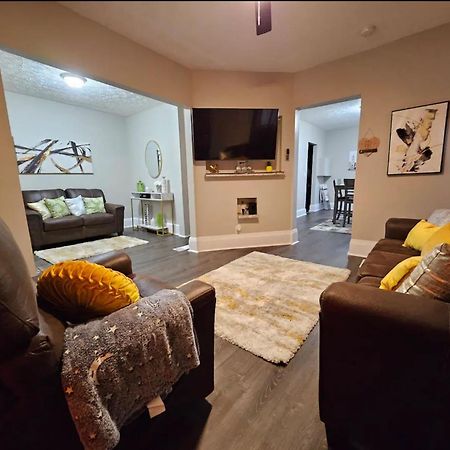 Elegant 4 Bedroom @Cleveland Clinic Area Екстер'єр фото