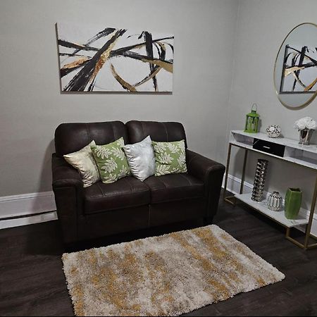 Elegant 4 Bedroom @Cleveland Clinic Area Екстер'єр фото