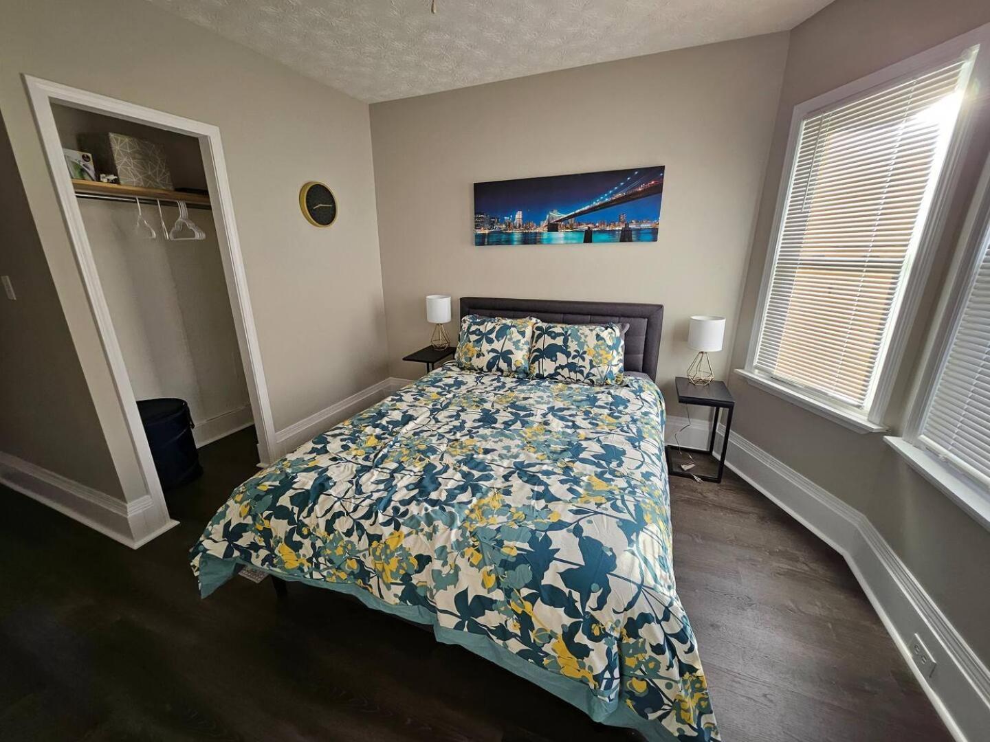 Elegant 4 Bedroom @Cleveland Clinic Area Екстер'єр фото