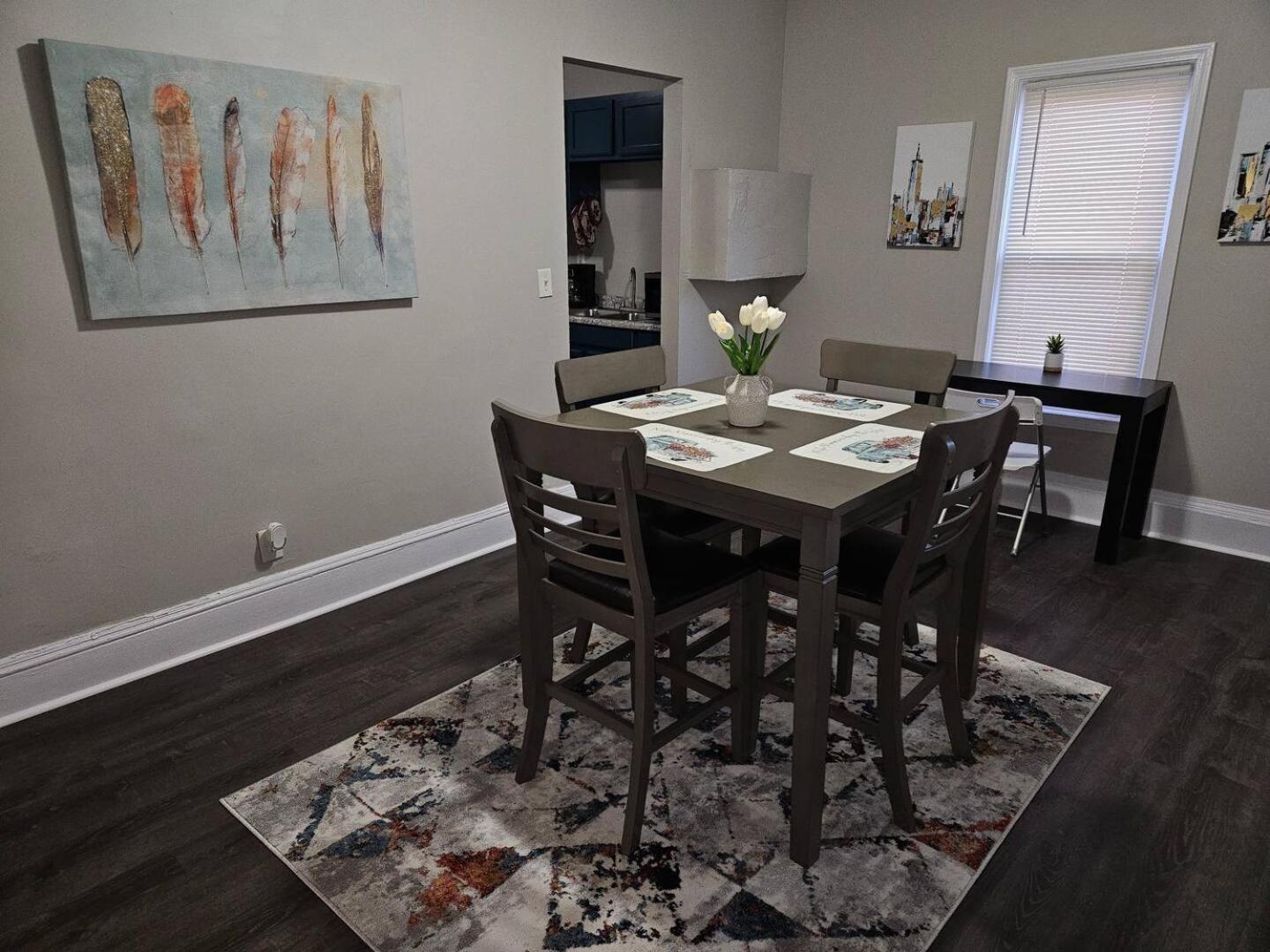 Elegant 4 Bedroom @Cleveland Clinic Area Екстер'єр фото